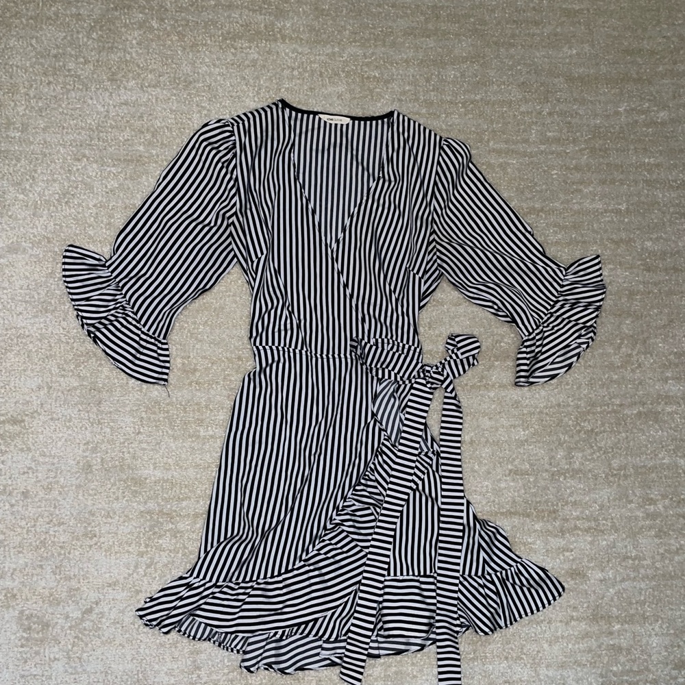Black & White Stripped Tie Dress with Ruffle Detail